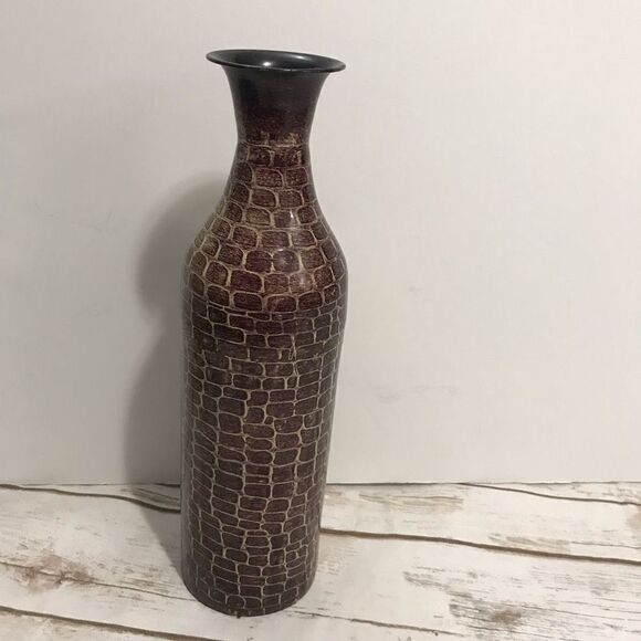 Maroon Dark Red Printed Vase Giraffe Cobblestone - Picture 9 of 9